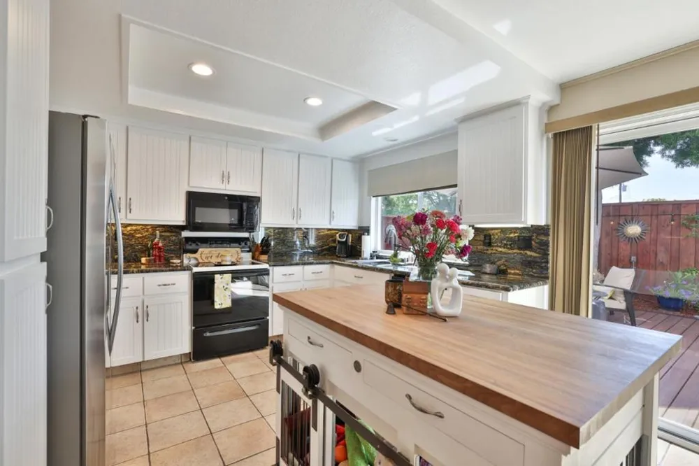 1487 Carrington Circle San Jose, CA 95125
