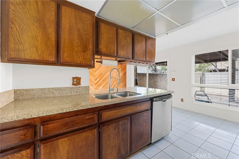 10441 Rutgers Way Stanton, CA 90680