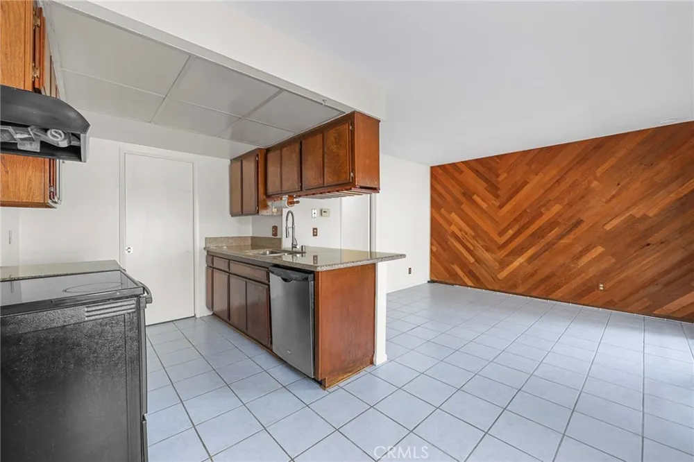 10441 Rutgers Way Stanton, CA 90680
