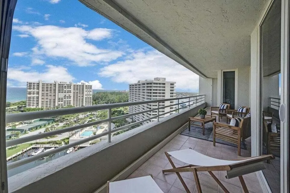 4201 OCEAN #1605 Boca Raton, FL 33431