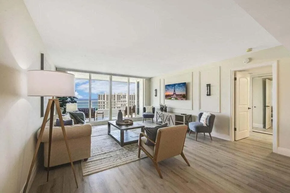 4201 OCEAN #1605 Boca Raton, FL 33431