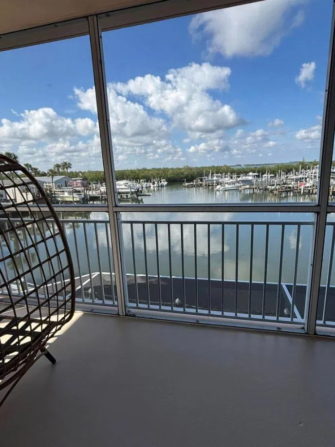 5167 HIGHWAY A1A #201 Fort Pierce, FL 34949