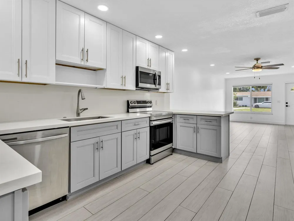 222 NE 9th Avenue Deerfield Beach, FL 33441