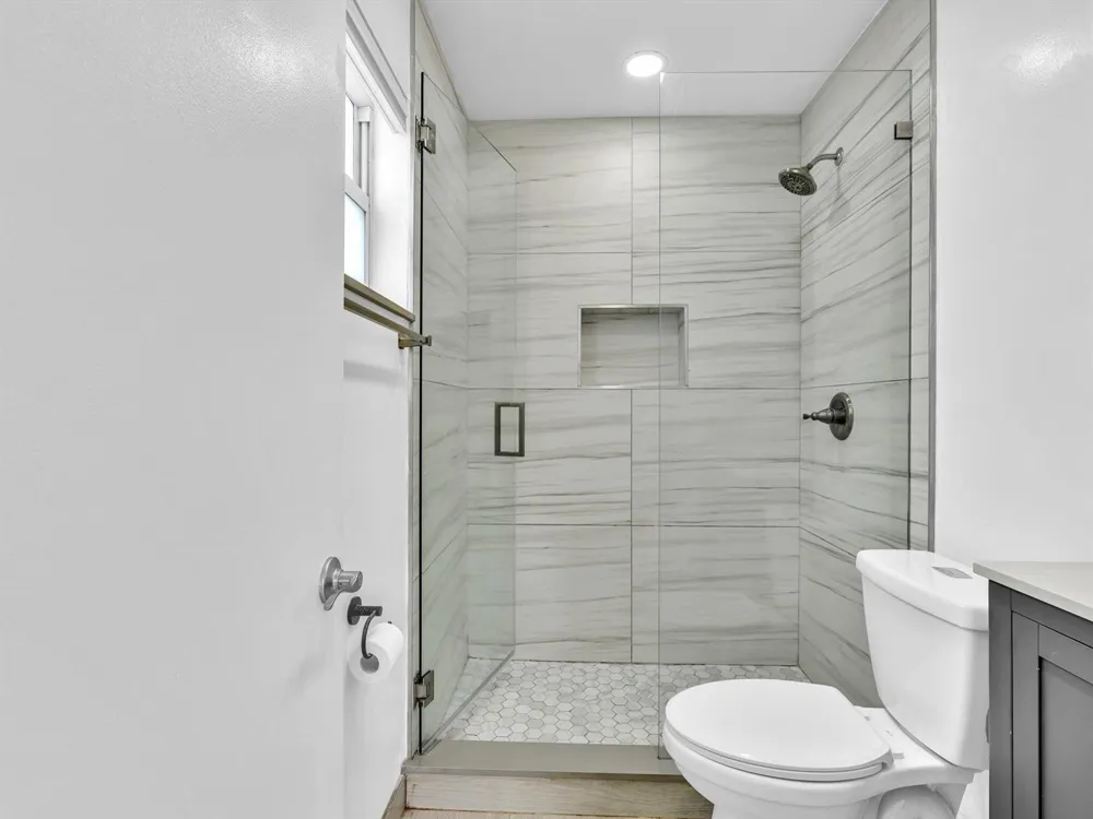 222 NE 9th Avenue Deerfield Beach, FL 33441