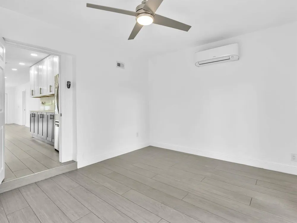 222 NE 9th Avenue Deerfield Beach, FL 33441