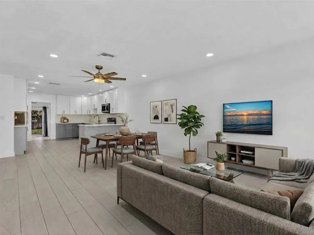 222 NE 9th Avenue Deerfield Beach, FL 33441
