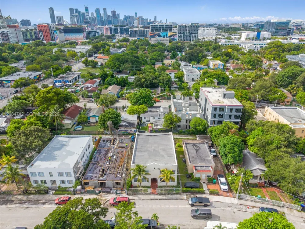 244 NW 34th St Miami, FL 33127