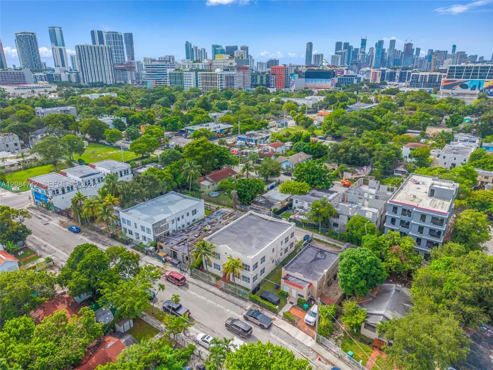 244 NW 34th St Miami, FL 33127