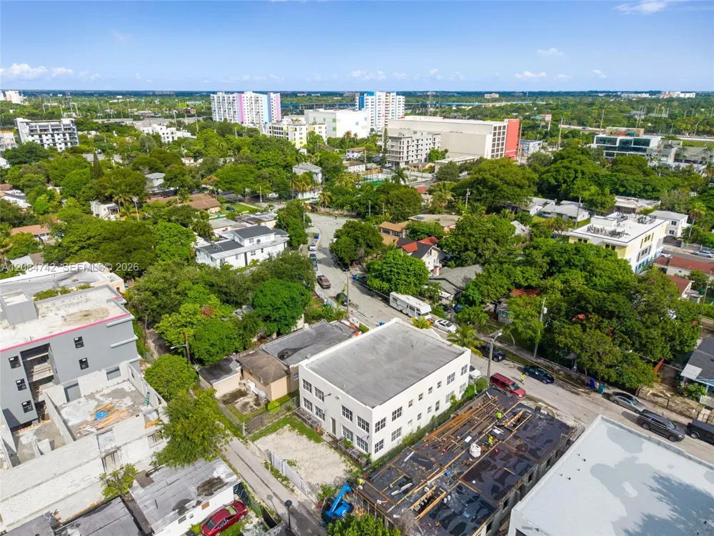 244 NW 34th St Miami, FL 33127
