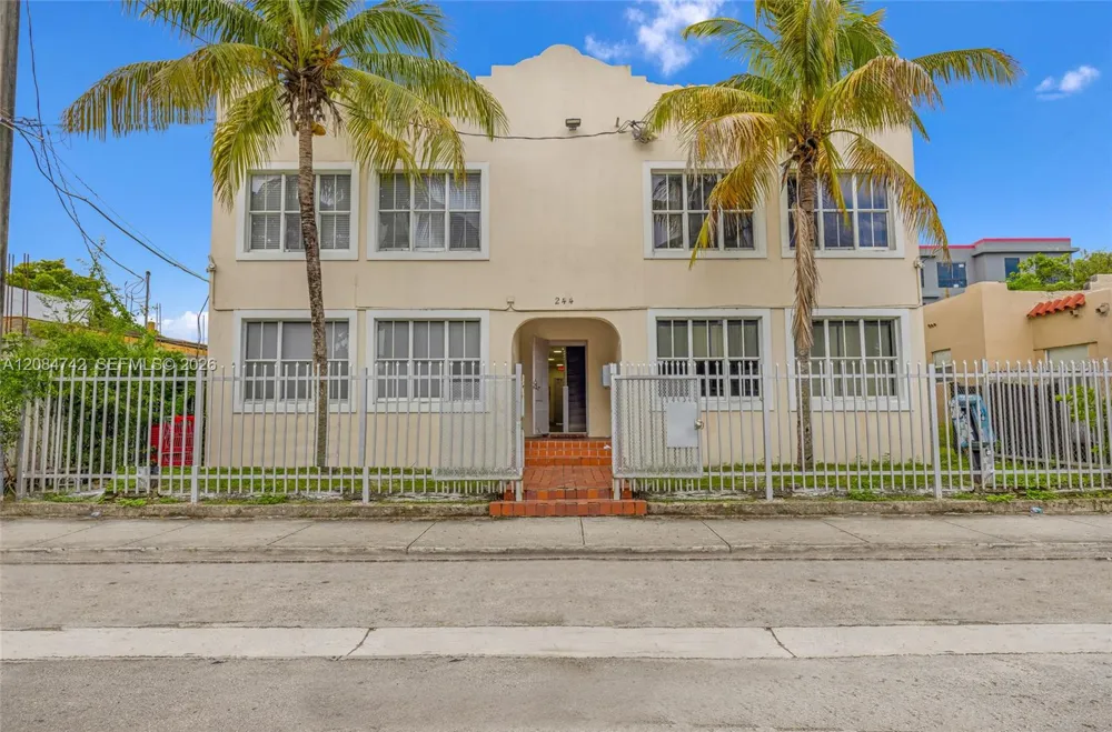 244 NW 34th St Miami, FL 33127