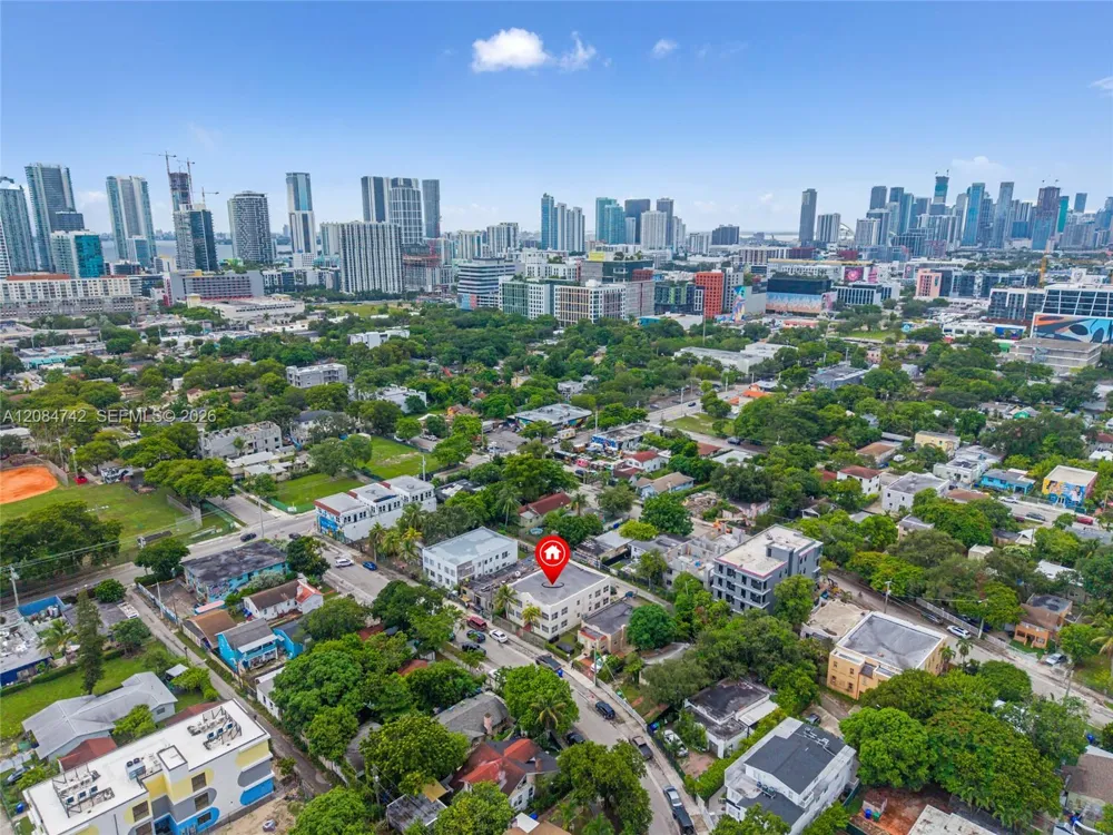 244 NW 34th St Miami, FL 33127