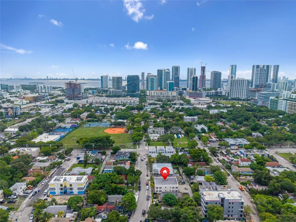 244 NW 34th St Miami, FL 33127