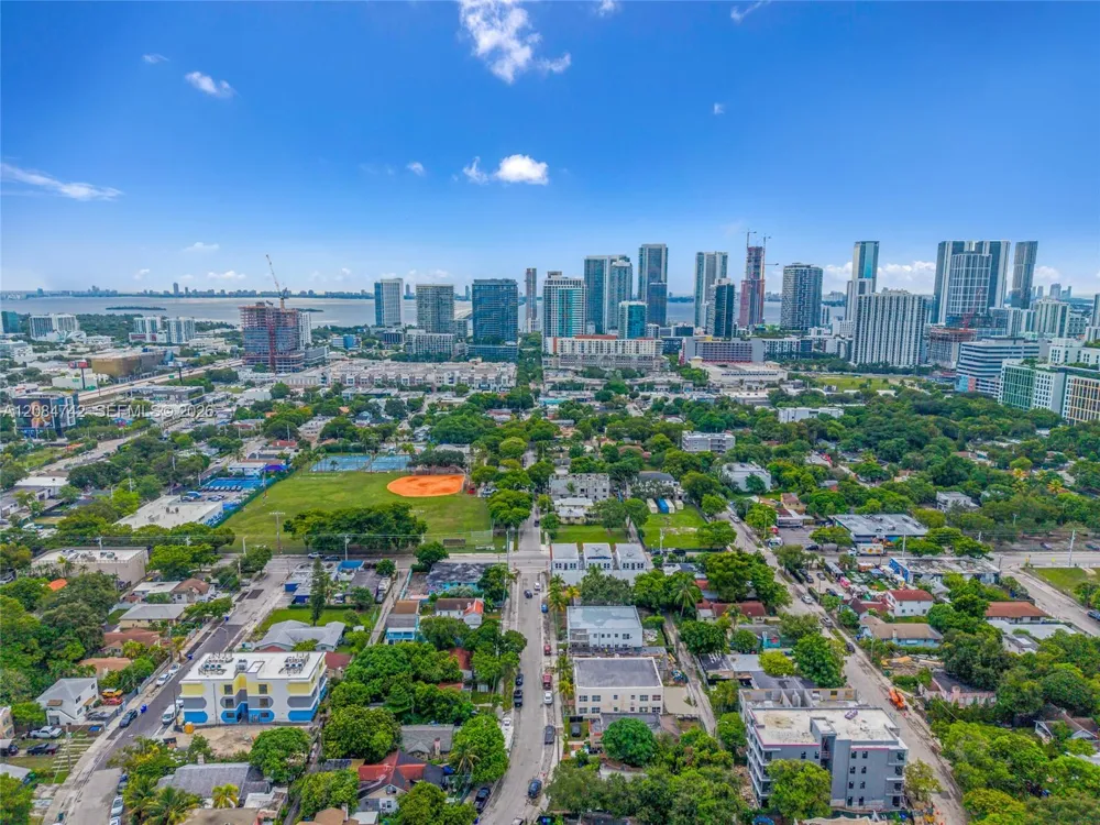 244 NW 34th St Miami, FL 33127