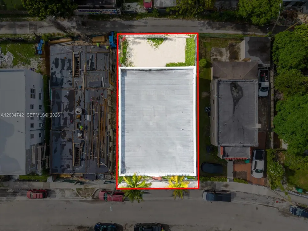 244 NW 34th St Miami, FL 33127