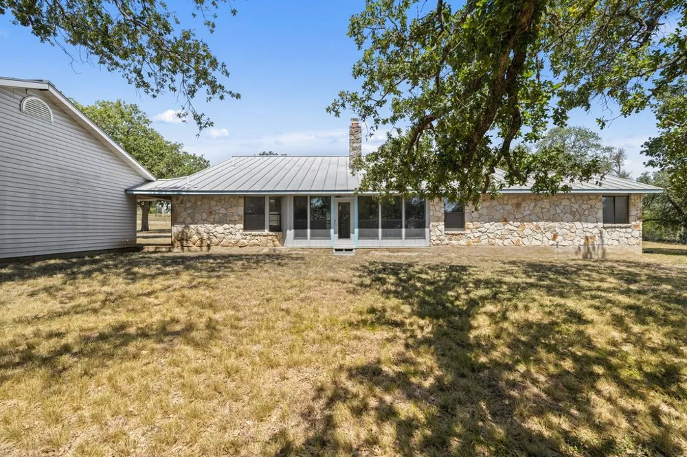 3701 US 290 Dripping Springs, TX 78620