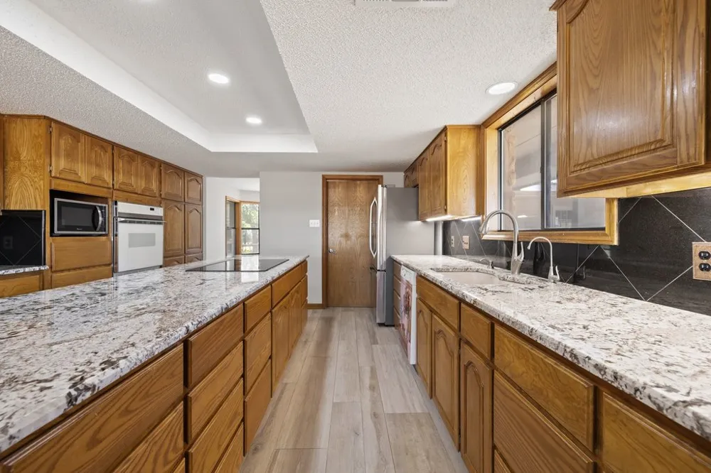 3701 US 290 Dripping Springs, TX 78620