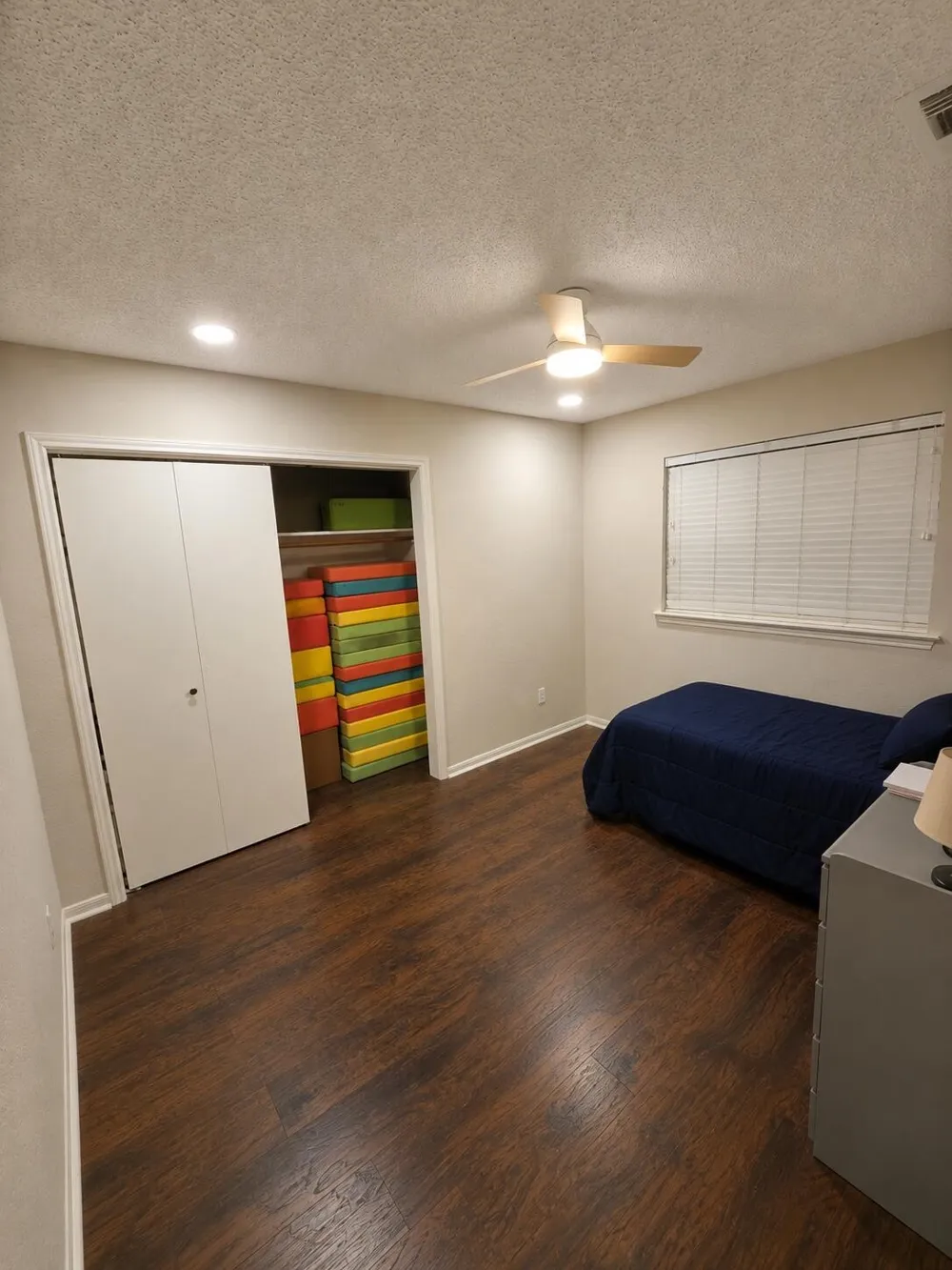 5505 Oak Brook Road Arlington, TX 76016