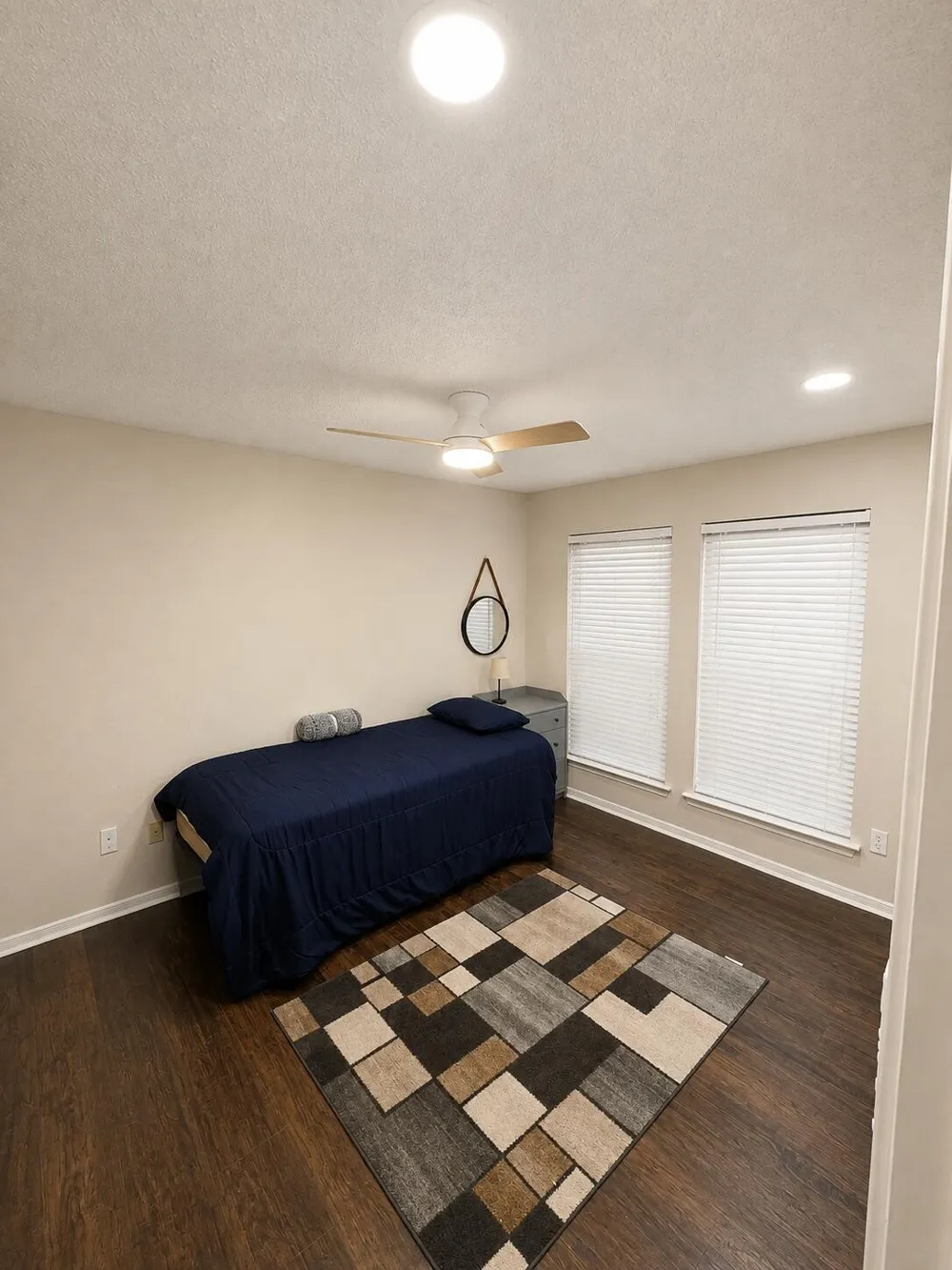 5505 Oak Brook Road Arlington, TX 76016