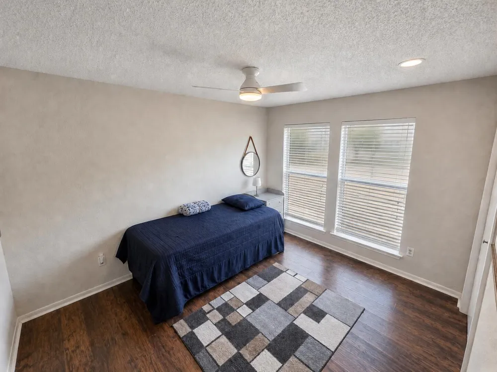 5505 Oak Brook Road Arlington, TX 76016