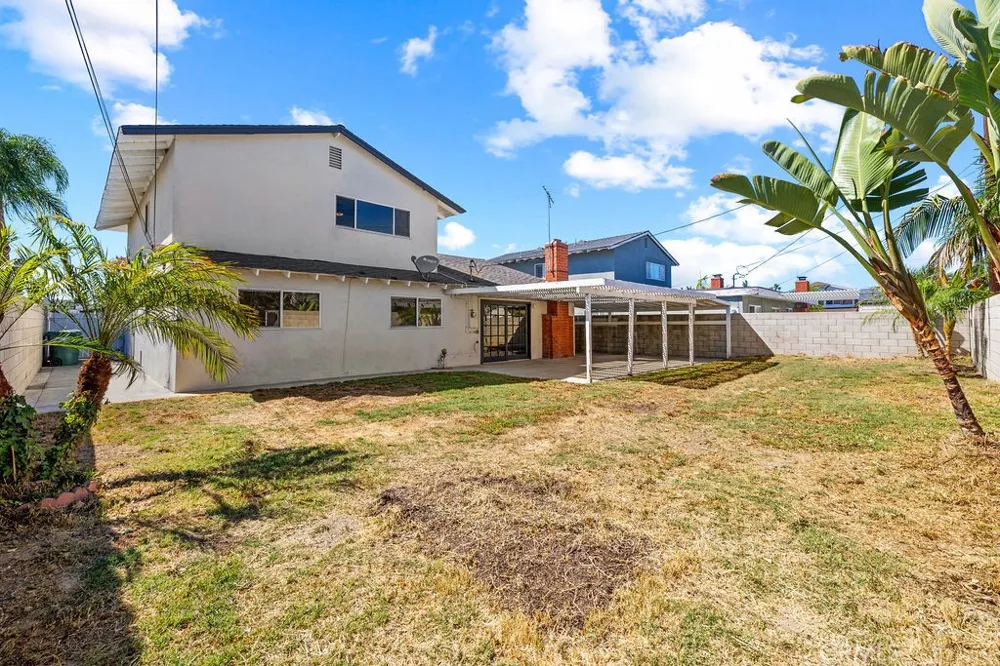 19742 Potomac Lane Huntington Beach, CA 92646
