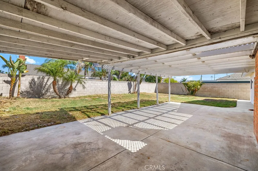 19742 Potomac Lane Huntington Beach, CA 92646