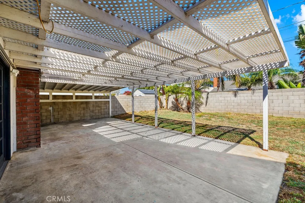 19742 Potomac Lane Huntington Beach, CA 92646