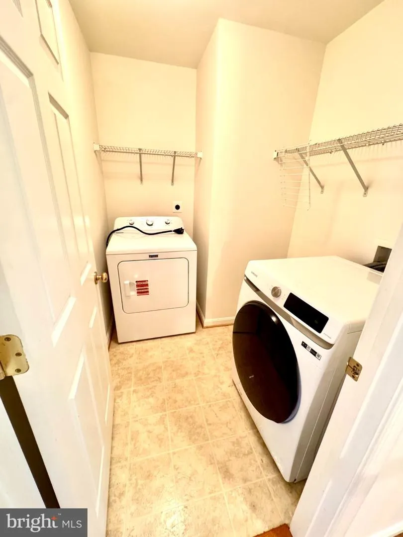 3381 BEECHCLIFF DRIVE Alexandria, VA 22306