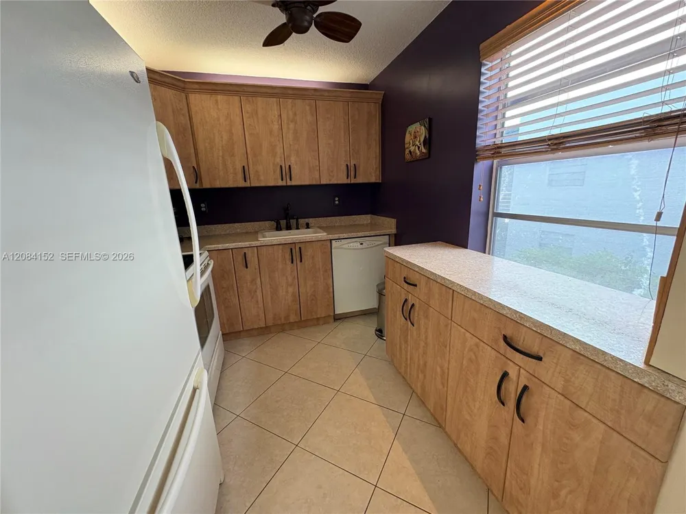 368 Burgundy H #368 Delray Beach, FL 33484