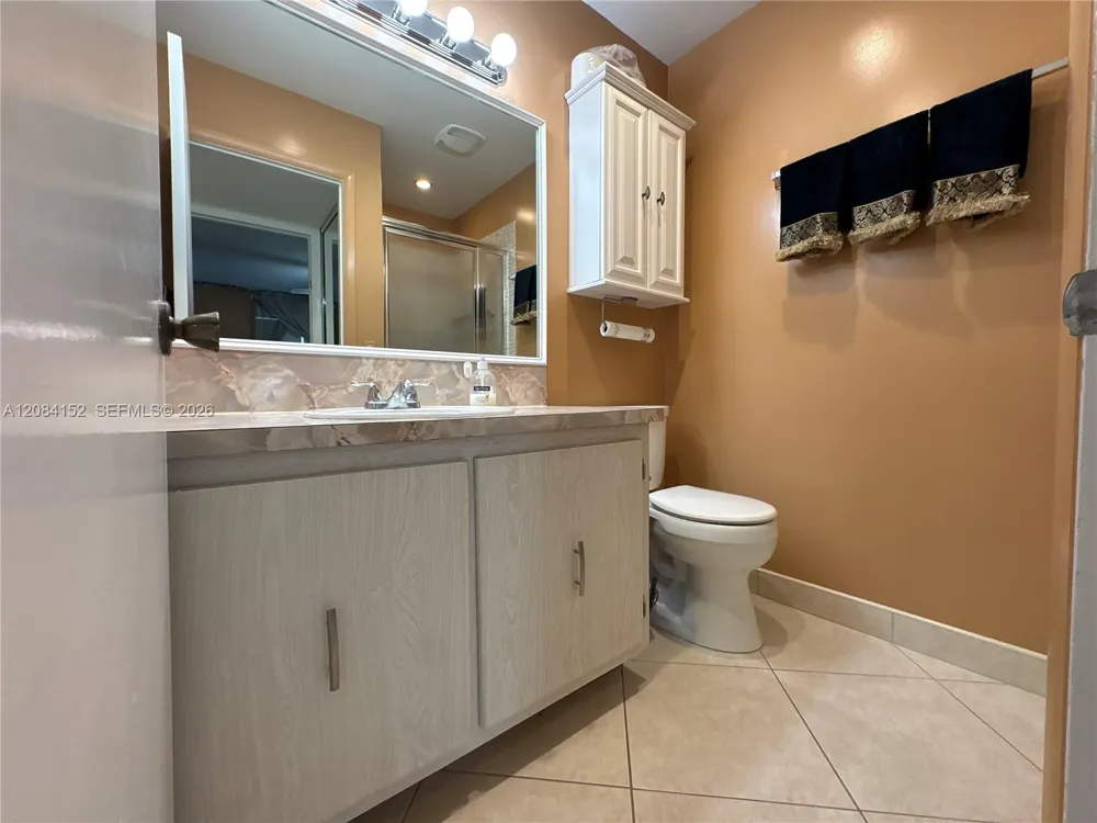 368 Burgundy H #368 Delray Beach, FL 33484