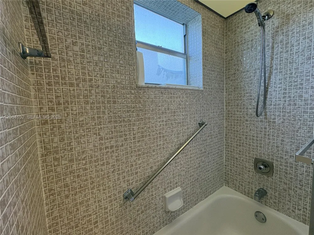 368 Burgundy H #368 Delray Beach, FL 33484
