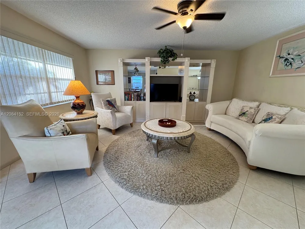 368 Burgundy H #368 Delray Beach, FL 33484