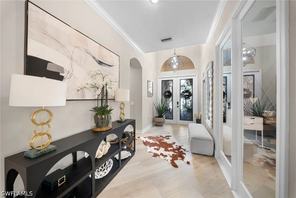 Manchester Drive Naples, FL 34114