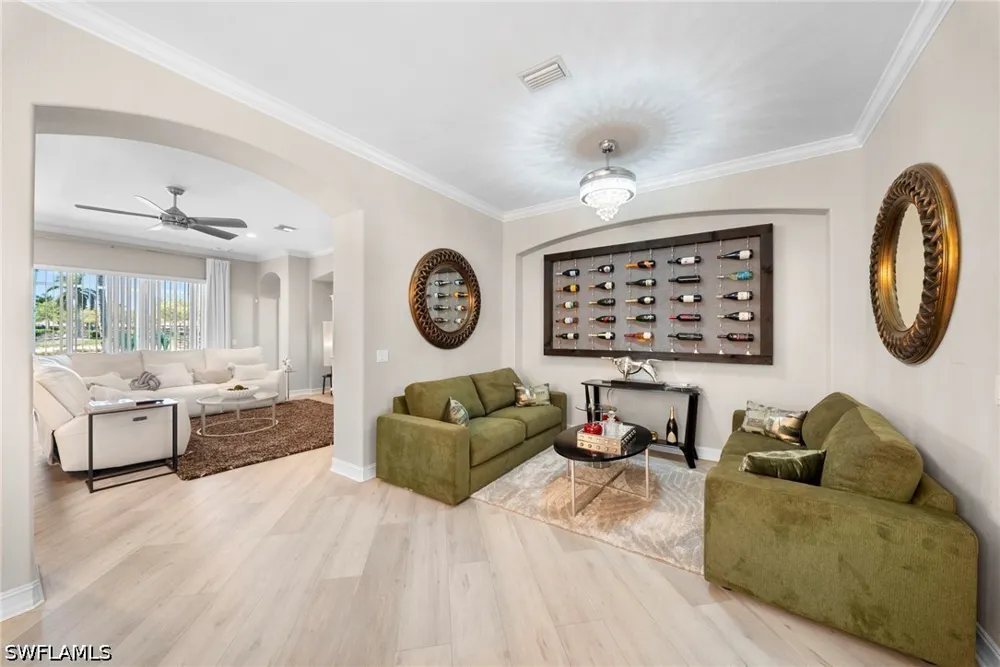 Manchester Drive Naples, FL 34114