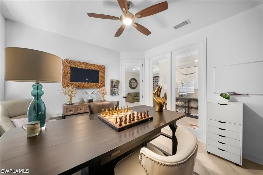 Manchester Drive Naples, FL 34114