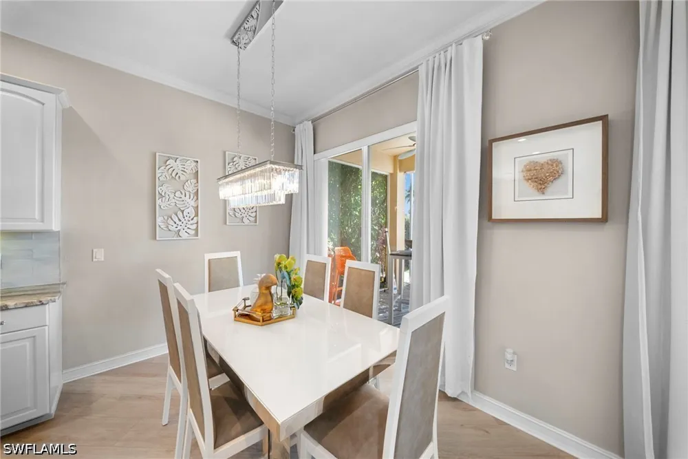 Manchester Drive Naples, FL 34114