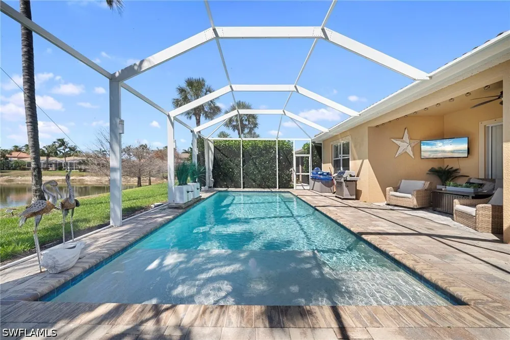 Manchester Drive Naples, FL 34114