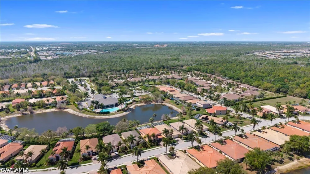 Manchester Drive Naples, FL 34114