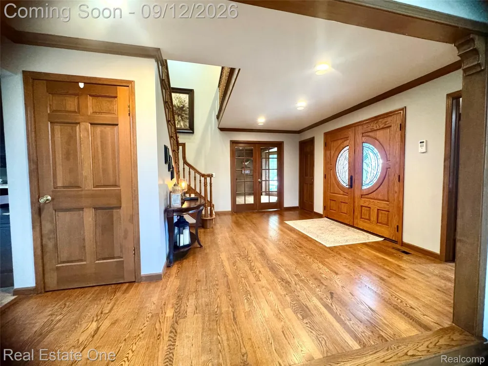 1982 Heritage Hill Court Rochester Hills City, MI 48306