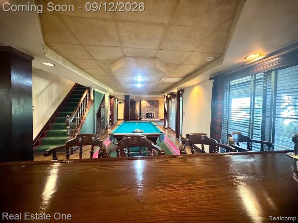1982 Heritage Hill Court Rochester Hills City, MI 48306
