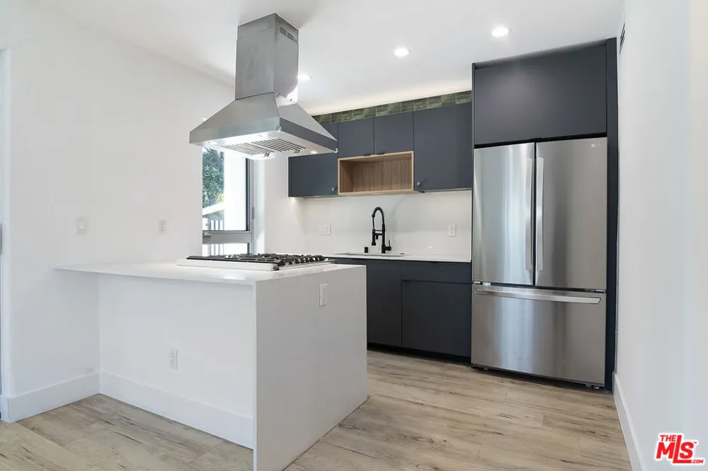 1236 Fairfax Avenue #4 West Hollywood, CA 90046