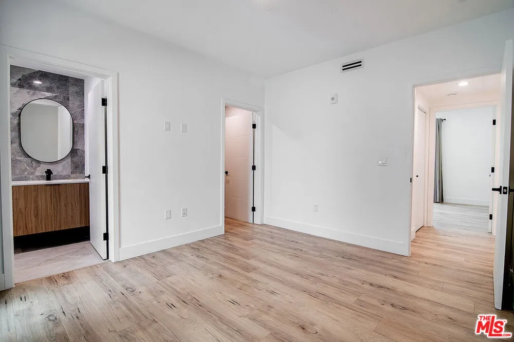 1236 Fairfax Avenue #4 West Hollywood, CA 90046