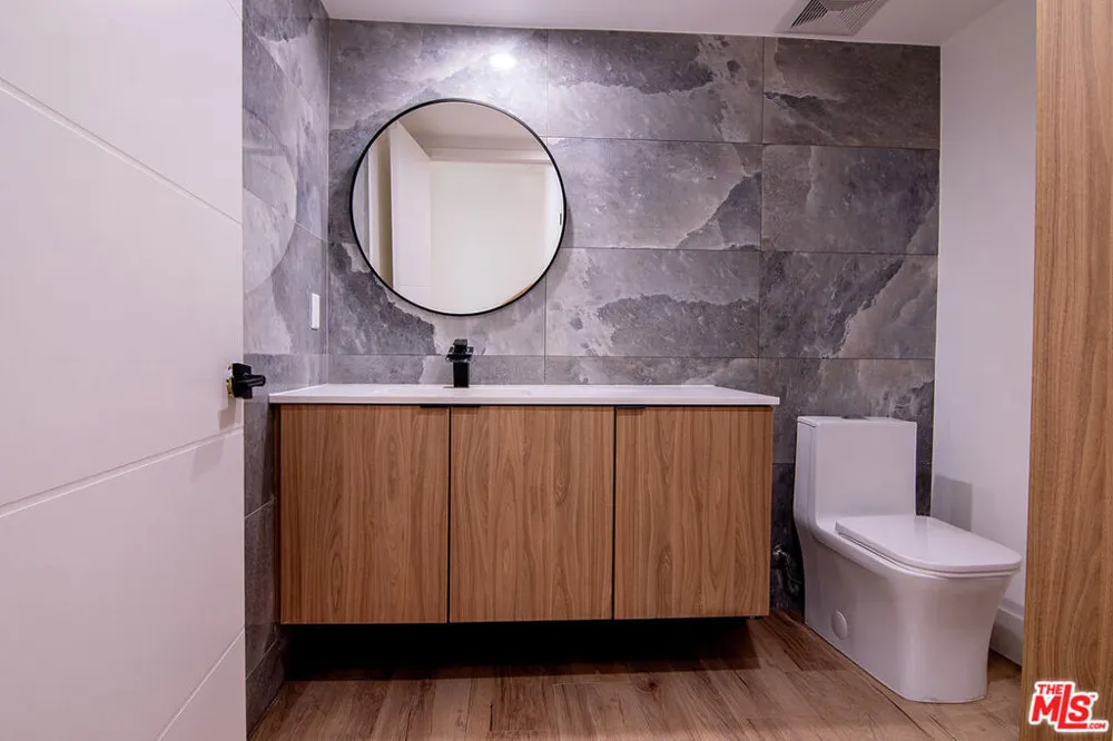 1236 Fairfax Avenue #4 West Hollywood, CA 90046