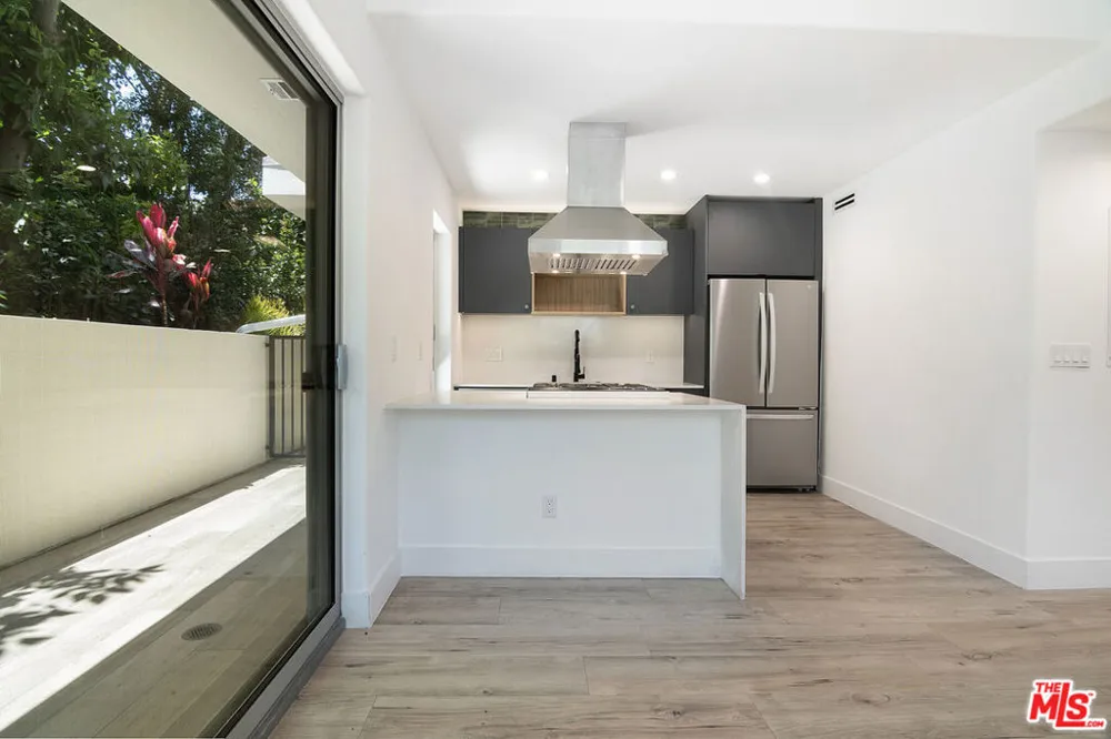 1236 Fairfax Avenue #4 West Hollywood, CA 90046