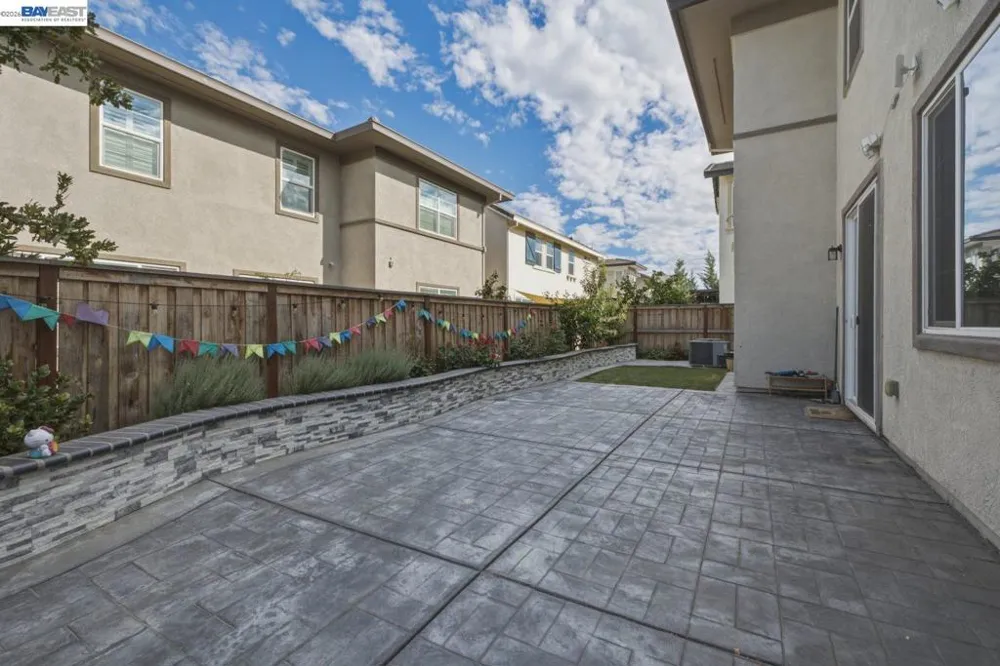 1658 S Gobind Blvd Mountain House, CA 95391