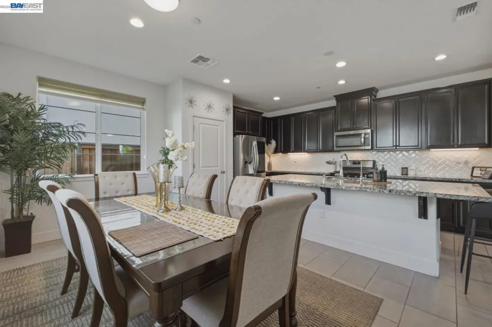 1658 S Gobind Blvd Mountain House, CA 95391