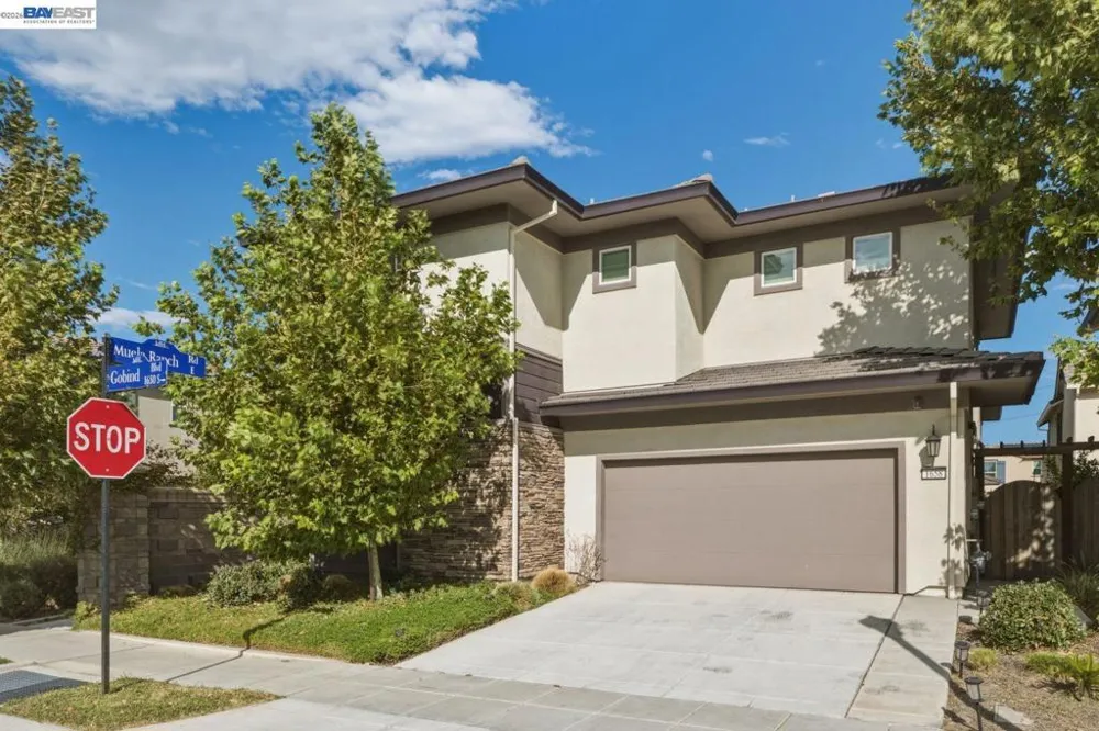 1658 S Gobind Blvd Mountain House, CA 95391