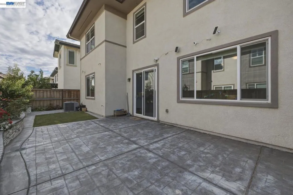 1658 S Gobind Blvd Mountain House, CA 95391