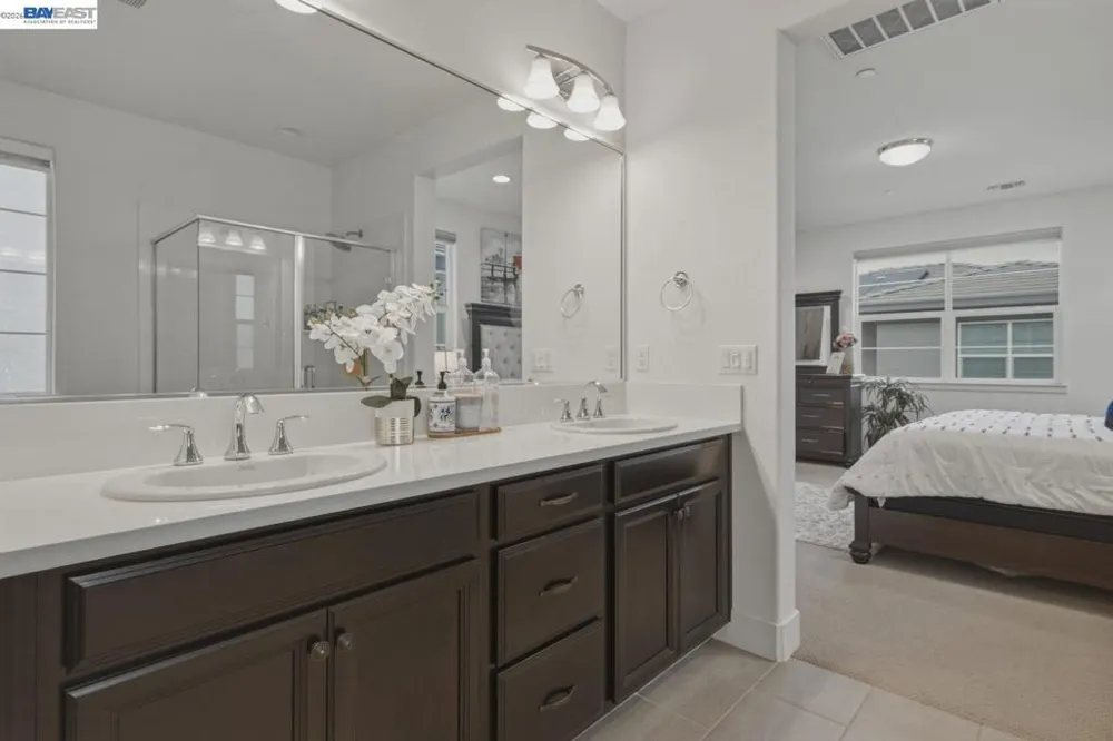 1658 S Gobind Blvd Mountain House, CA 95391