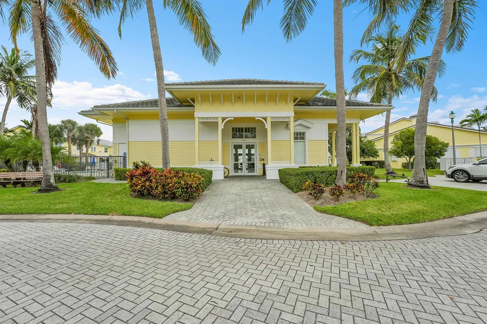 505 MARINER BAY BOULEVARD Fort Pierce, FL 34949