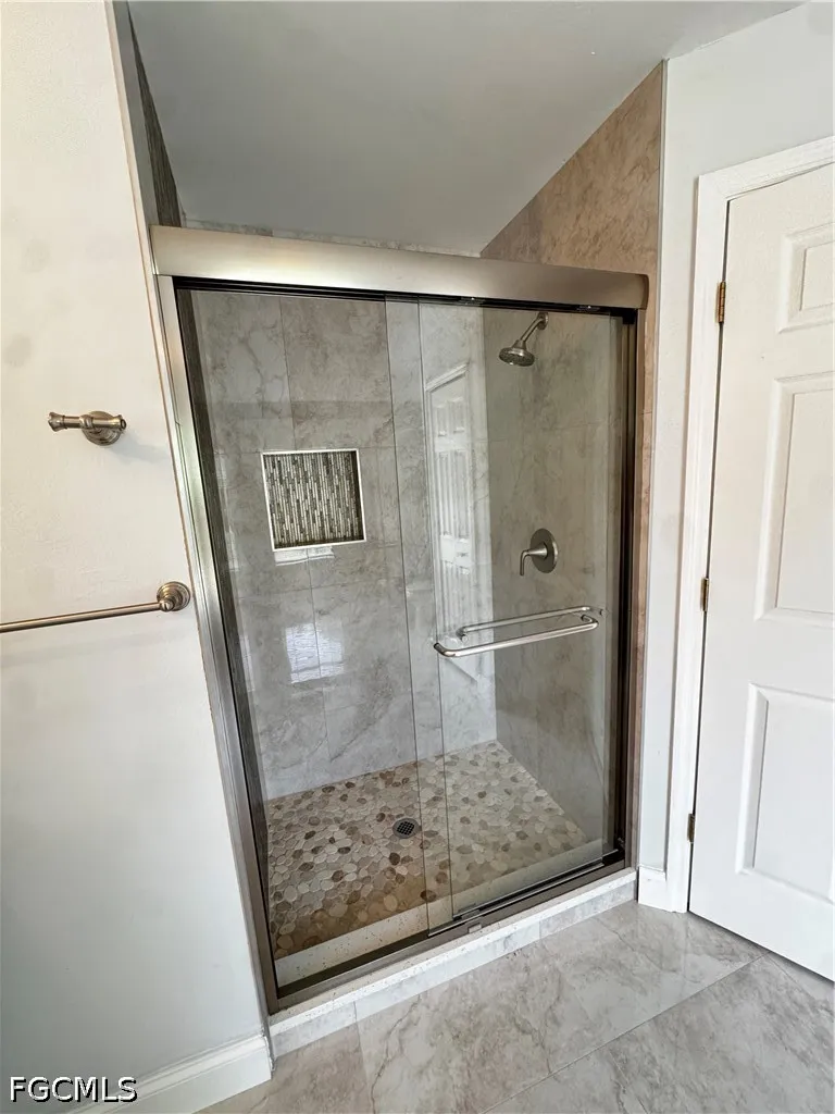 NE 6th Place Cape Coral, FL 33909